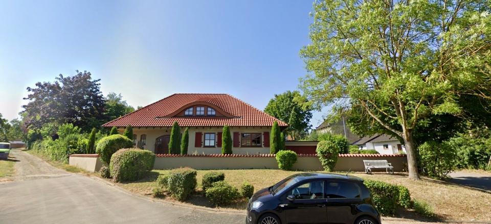 Thumbnail-Traumhaftes Familienhaus (11 Zi.) mit Garten, Sauna & viel Platz