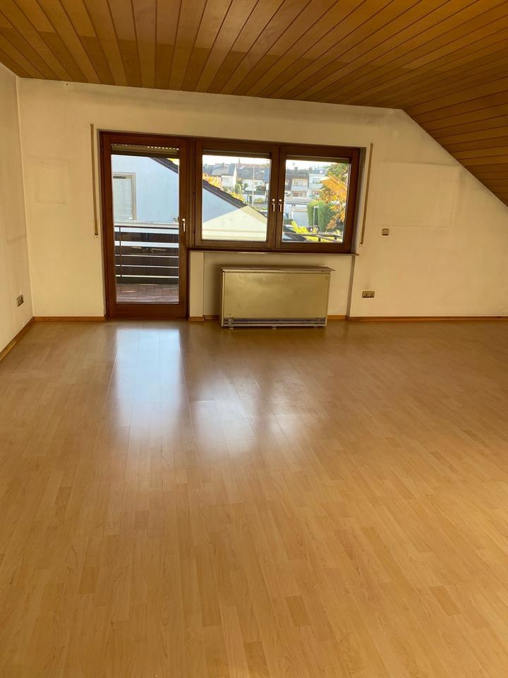 Thumbnail-Helle 3-Zimmer Dachgeschosswohnung in Filderstadt Plattenhardt