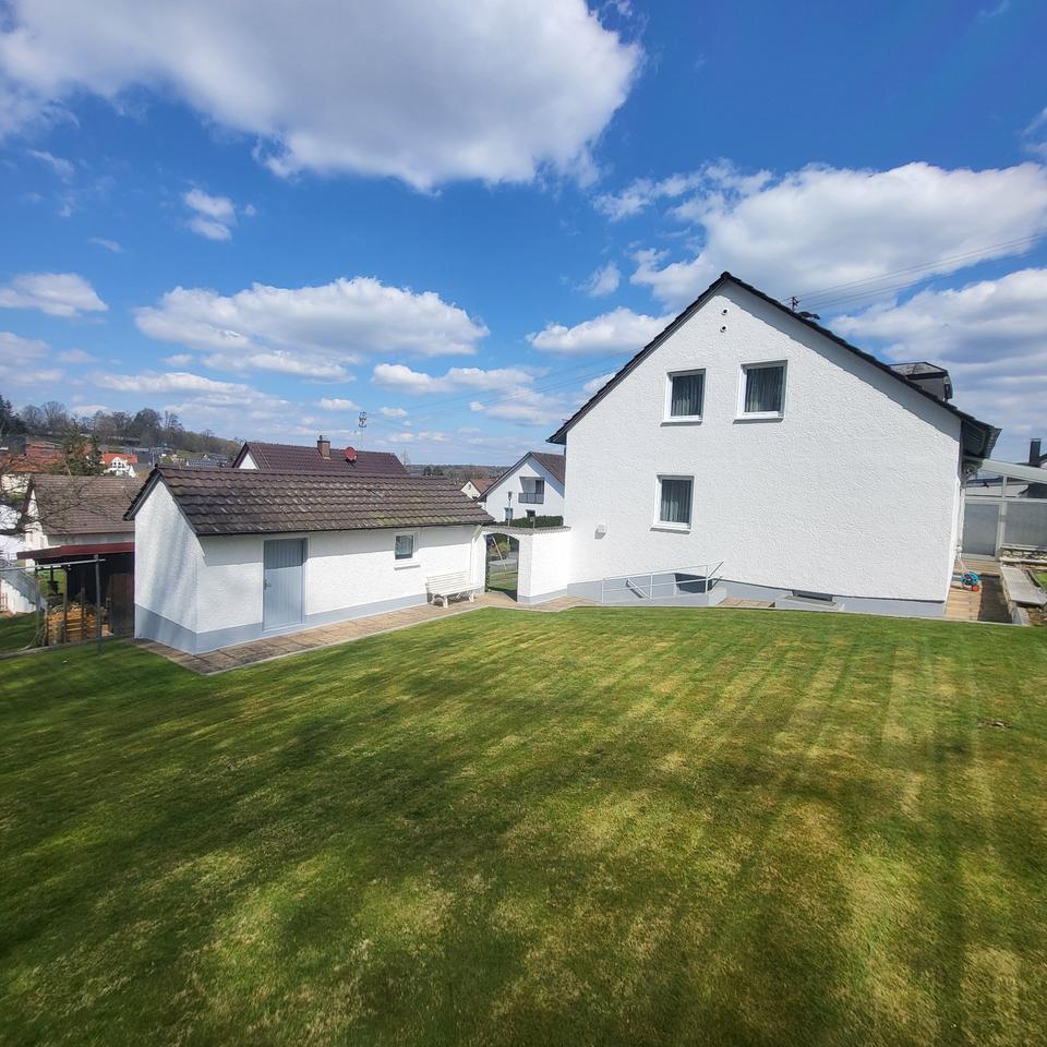 Thumbnail-Provisionsfreie Wohlfühloase! 2 Wohnungen mit großem Grundstück