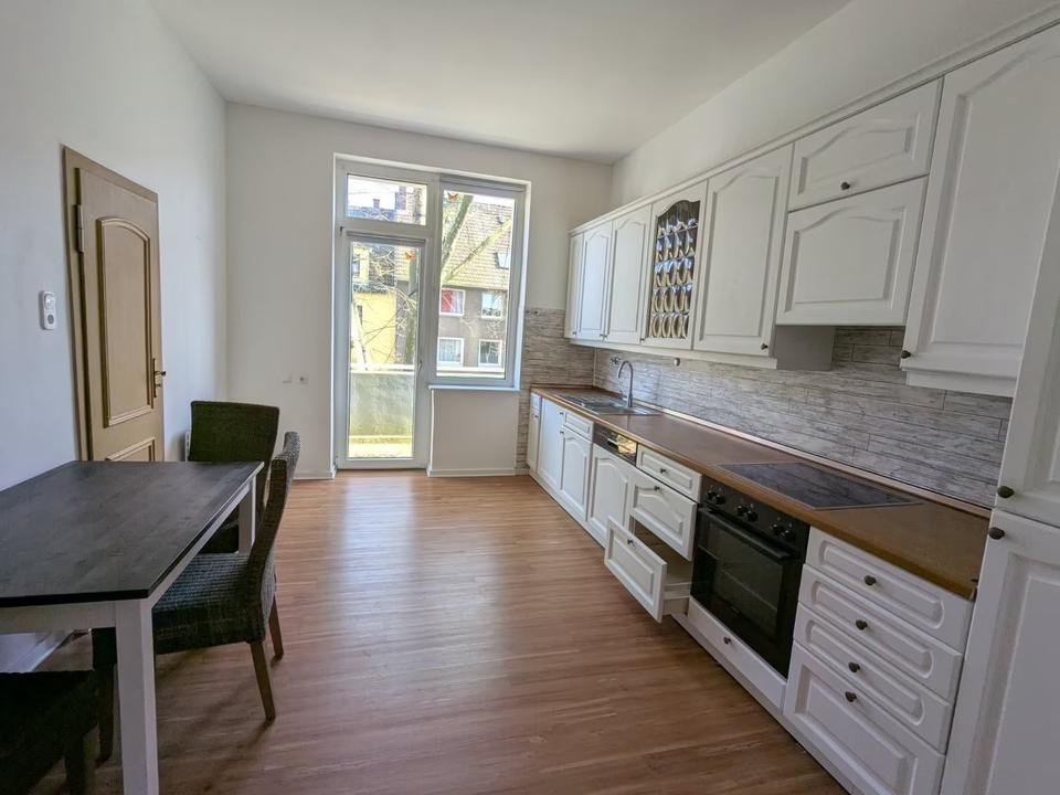 Thumbnail-Möblierte Wohnung in Essen zu vermieten,Zentral | 98m2 | 3 Zimmer