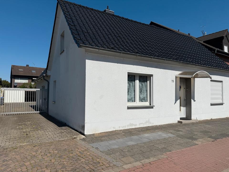 Thumbnail-Charmantes Einfamilienhaus mit Top Lage
