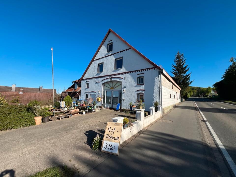 Thumbnail-Großes Wohnhaus mit 4WE+Gewerbe möglich +Hof + Garten Provifrei