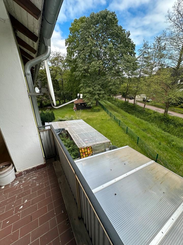 Thumbnail-90 m² Wohnung mit neuer Heizungsanlage und Balkon