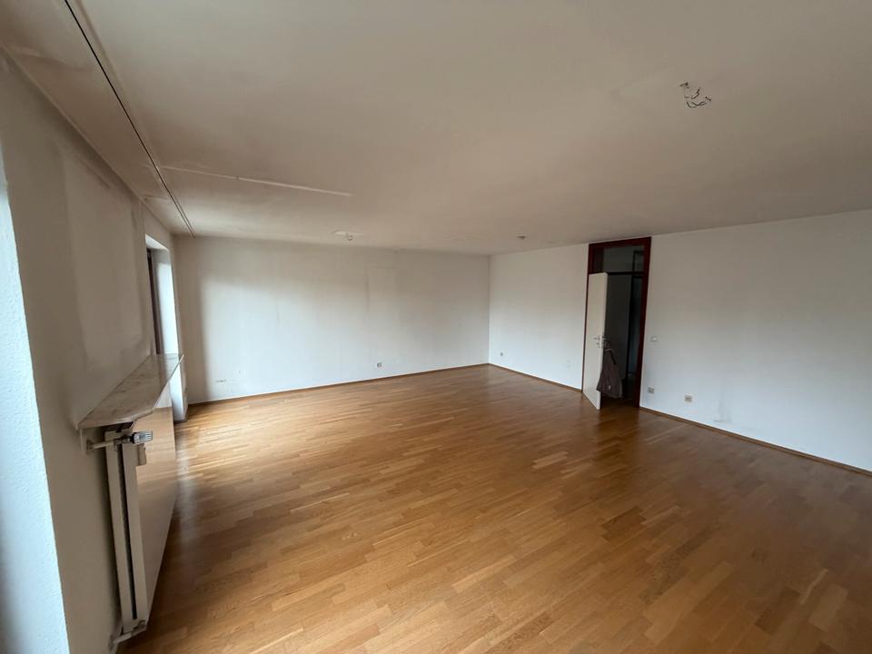 Thumbnail-67qm 1 Raum Mietwohnung Essen Bredeney Blick ins Grüne EBK