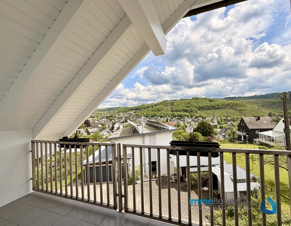 Thumbnail-Mudersbach: Exklusive Dachgeschosswohnung mit Balkon