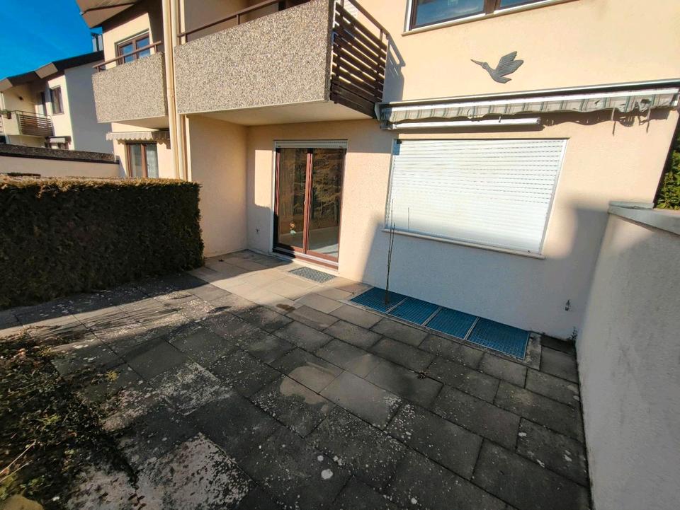 Thumbnail-Doppelhaushälfte mit Garage, 3 Stellplätze, Terrasse & Balkon