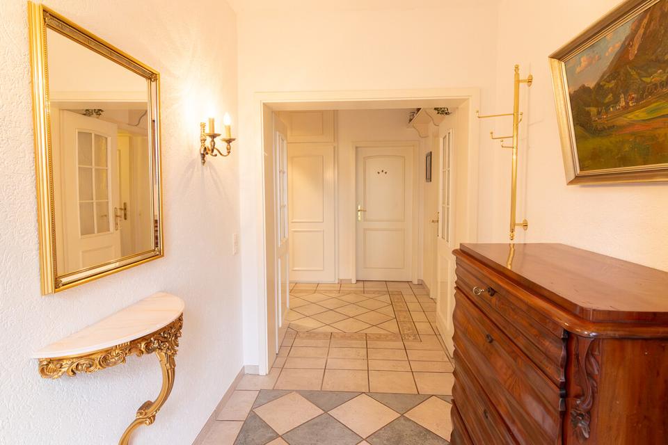 Thumbnail-Exklusives Wohnen im Herzen von Malente – Großzügige EG-Wohnung mit Kamin, Terrasse & Carport