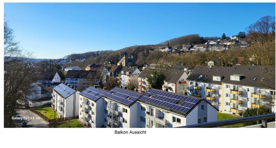 Thumbnail-Eigentumswohnung mit Weitblick – Offenes Wohnkonzept & Dachboden