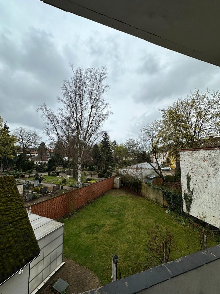 Thumbnail-Möbliertes Zimmer in einer 3er-WG, frisch renoviertes Bad