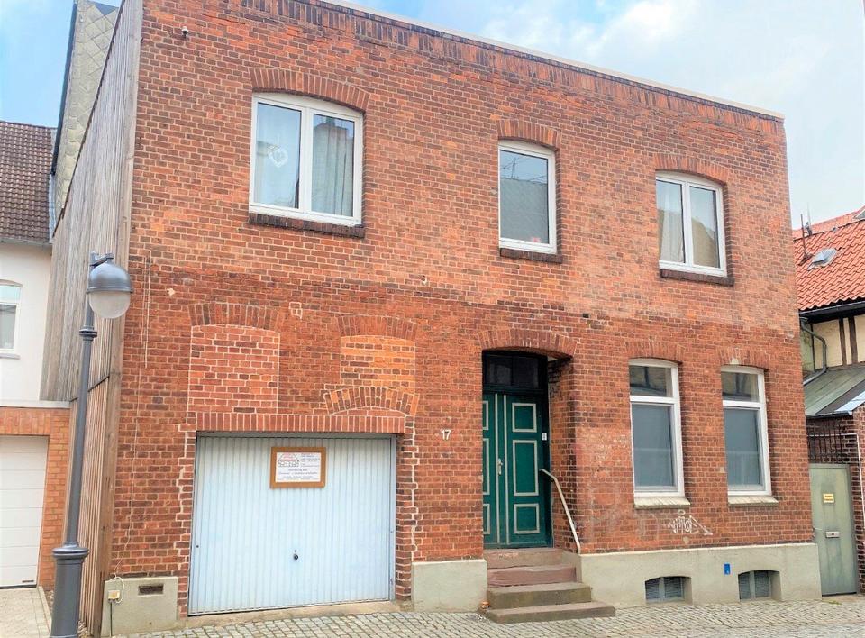 Thumbnail-Mehrfamilienwohnhaus mit 3 Wohnungen