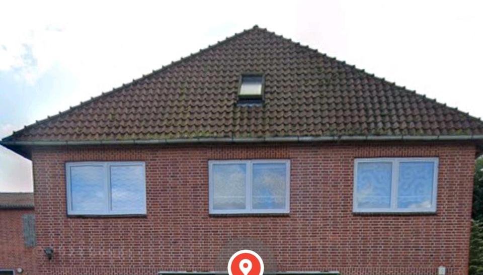 Thumbnail-zu vermieten 8 Zimmer Wohnung 180 qm