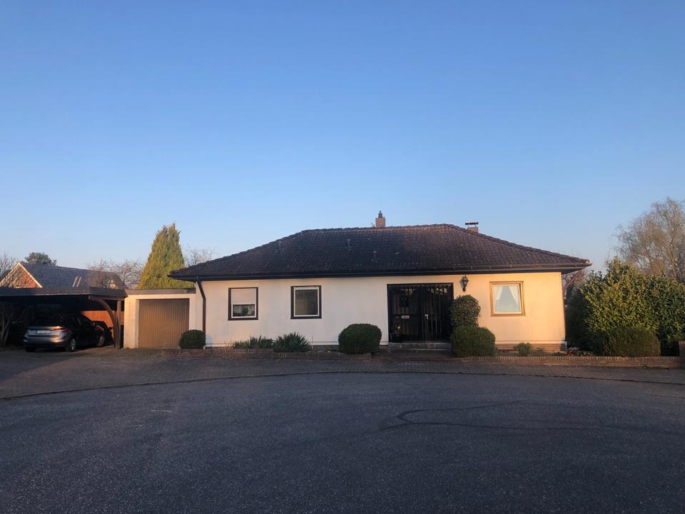 Thumbnail-Familienhaus mit Kamin, Garage, Carport & Wohnkeller - Ruhelage