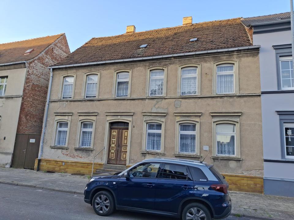 Thumbnail-Sanierungsbedürftiges Ein- Mehr- Familienhaus in zentraler Lage
