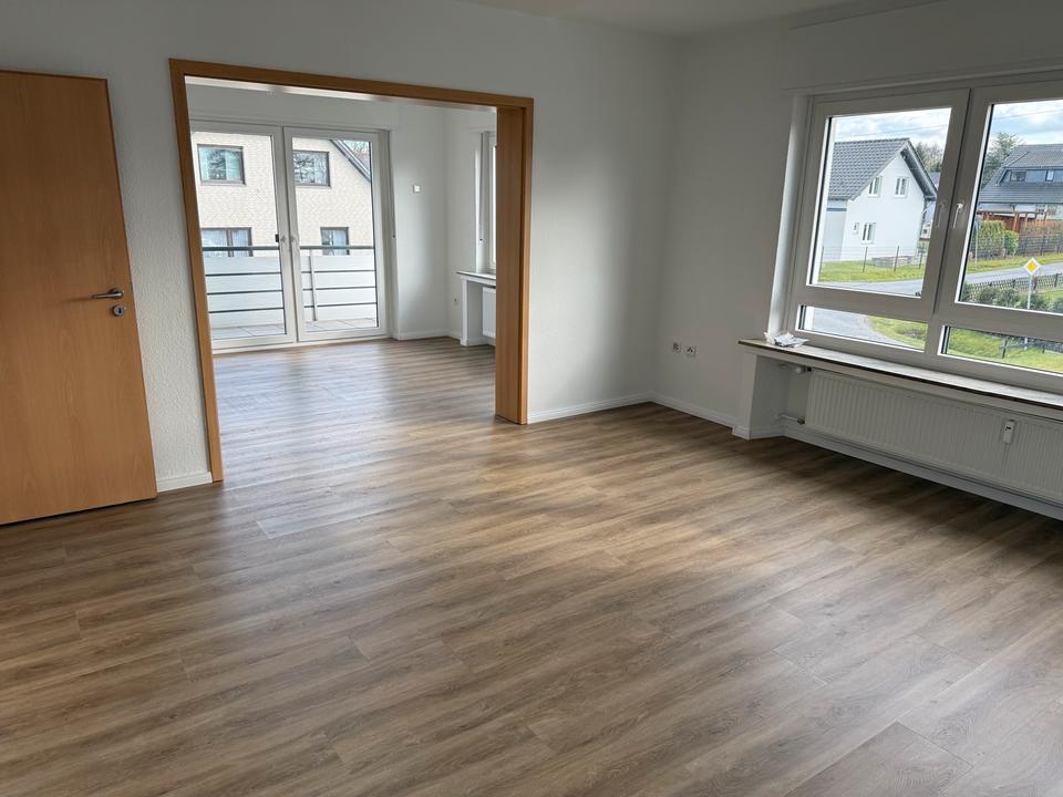 Thumbnail-Frisch renovierte 3-Zimmer-Wohnung im 1. OG