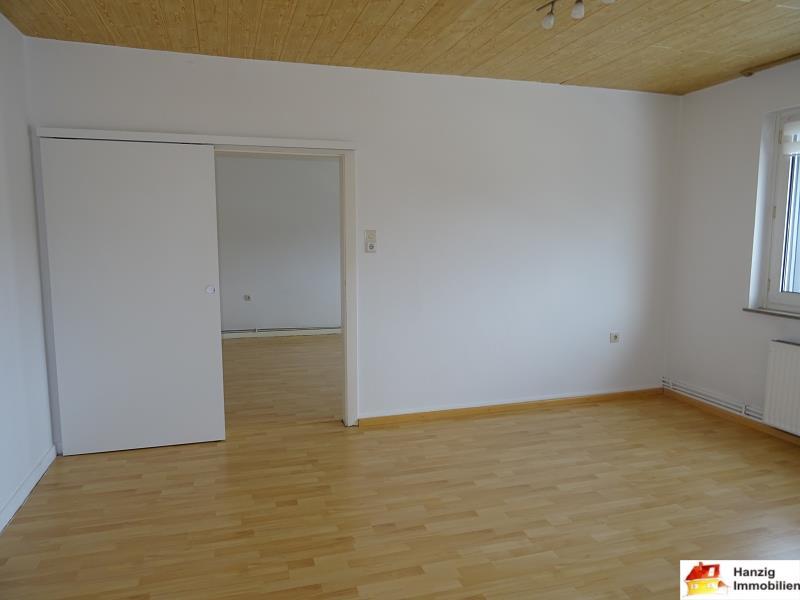 Thumbnail-Mit Laminatboden! 3-4 Zimmer Wohnung im 5-Familienhaus in Bielefeld Ubbedissen!