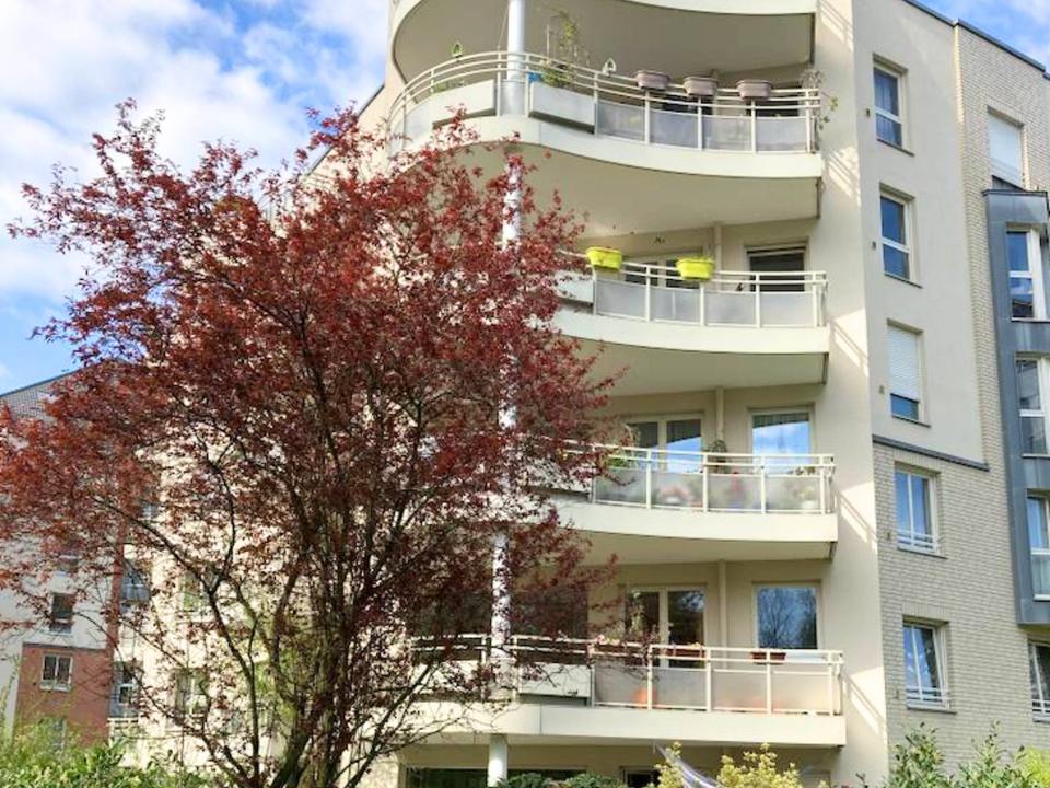 Thumbnail-Größzügig geschnittene 3-Zimmer-Wohnung mit Balkon
