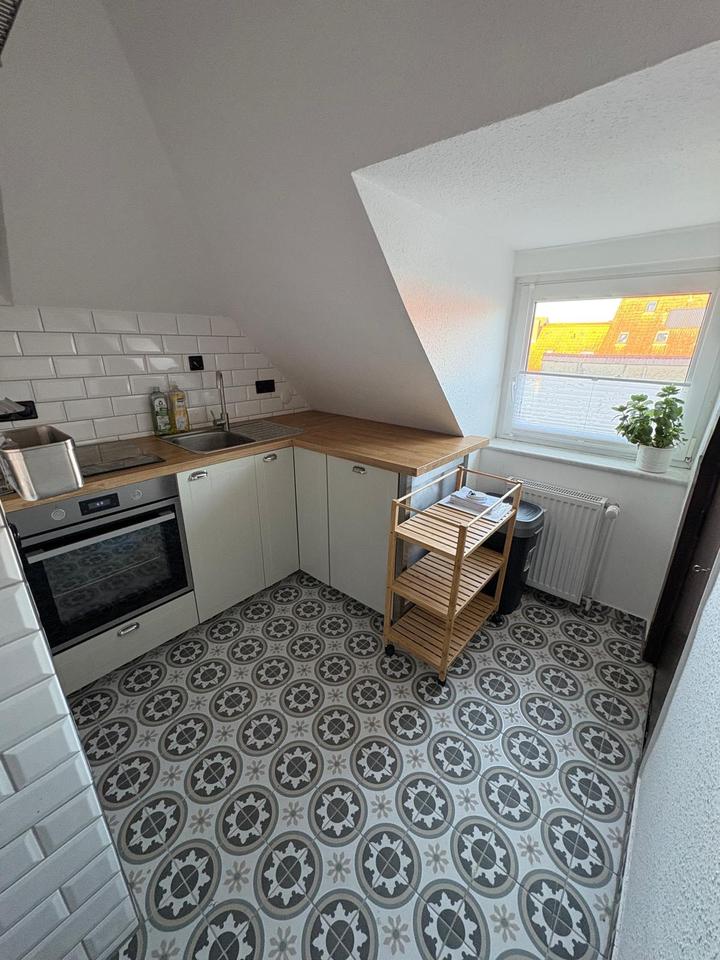 Thumbnail-Gemütliche 2-Zimmer-Dachgeschosswohnung