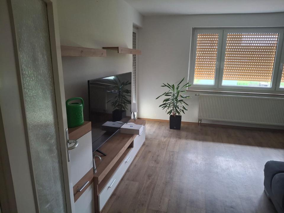 Thumbnail-Schöne 3-Zimmer-Wohnung (69 m² Wfl.) mit 2 Balkonen