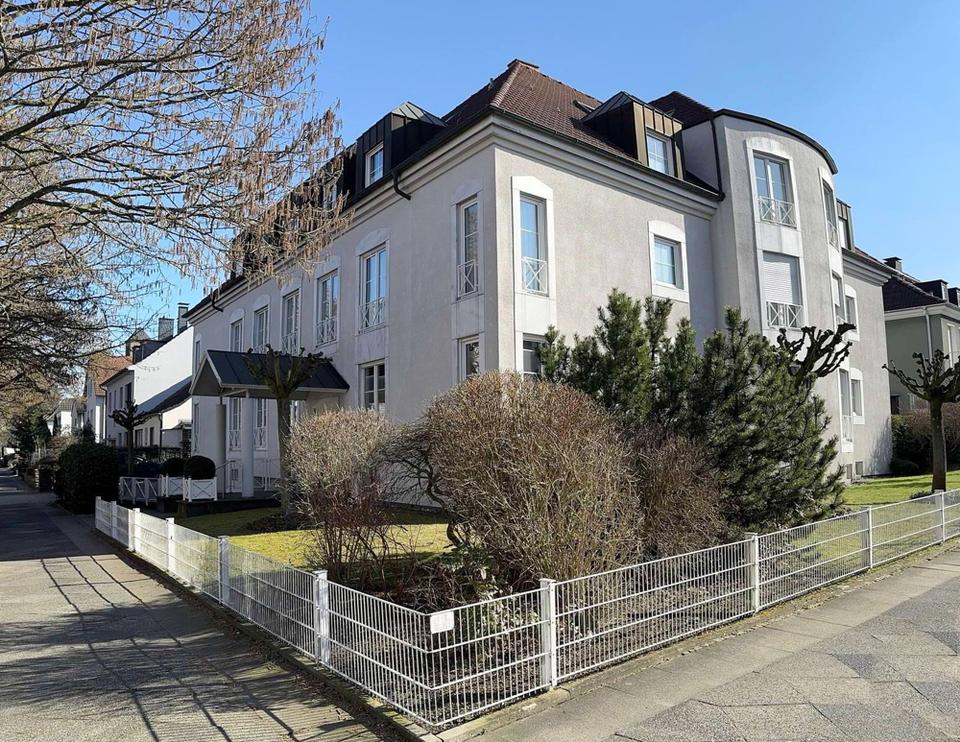 Thumbnail-EXKLUSIVES DACHGESCHOSS-DOMIZIL MIT SÜDLOGGIA IM DORTMUNDER SAARLANDSTRASSENVIERTEL