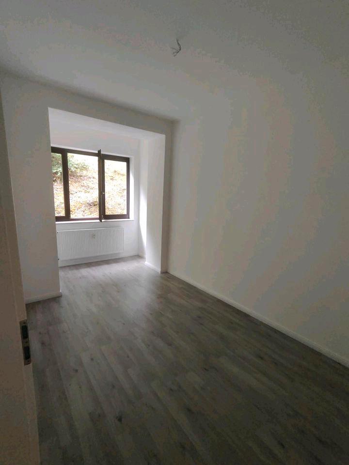 Thumbnail-Helle 3-Zimmer-Erdgeschosswohnung mit Balkon in Bad Kissingen