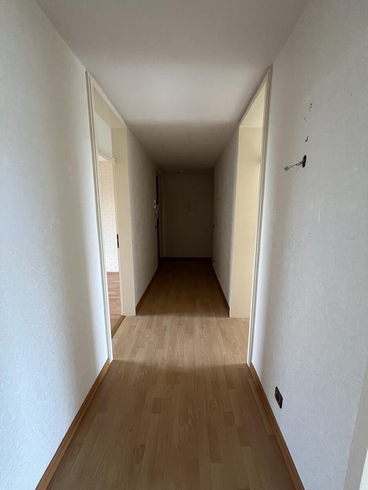 Thumbnail-Helle 3,5-Zimmer-Wohnung mit Balkon in Saarbrücken-Eschberg