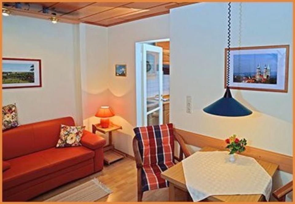 Thumbnail-Möblierte Zwei-Zimmer-Wohnung