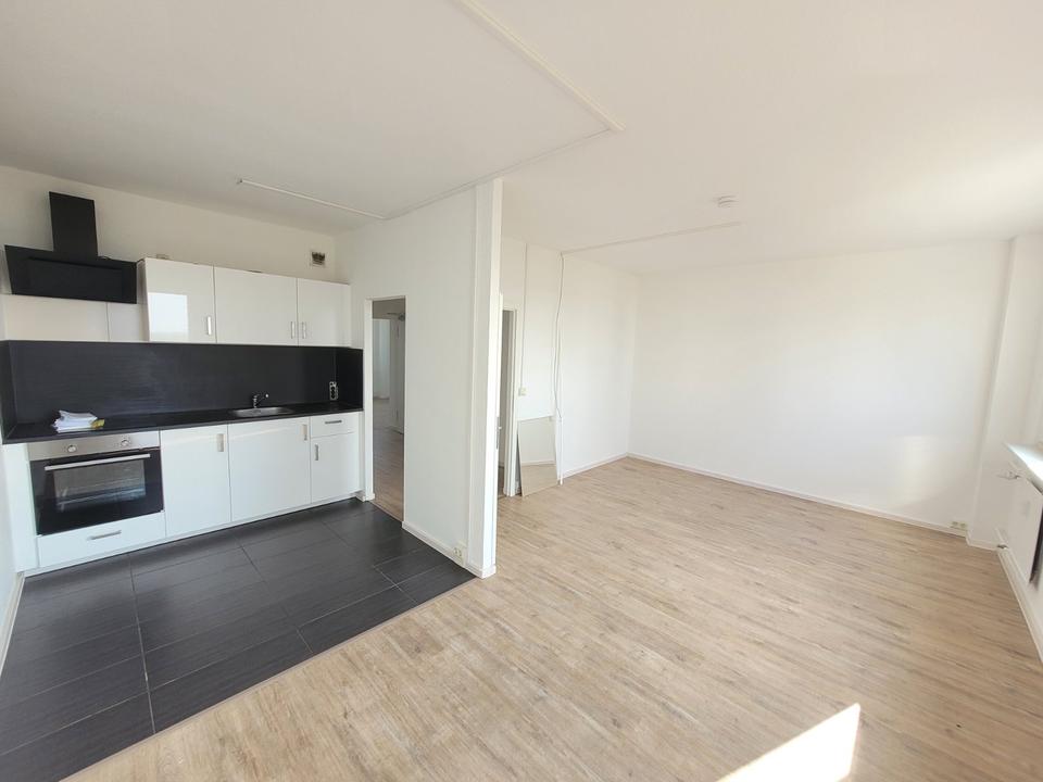 Thumbnail-Modernisiertes Wohnen mit Grün - 3 Zimmer mit EBK