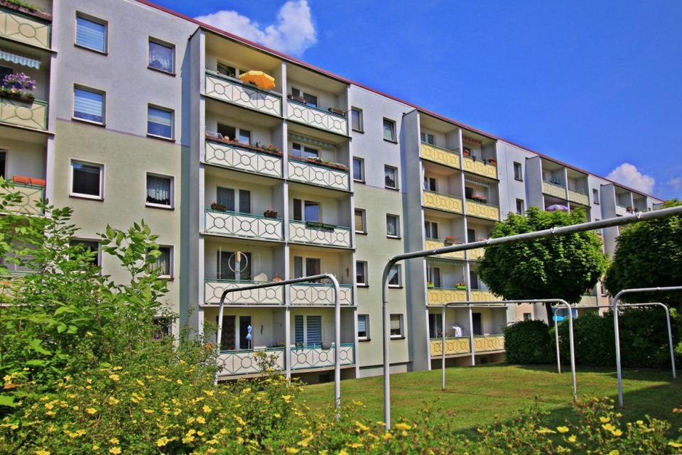 Thumbnail-FRISCH SANIERTE 2-RAUM-UMBAUWOHNUNG MIT ABSTELLRAUM :)