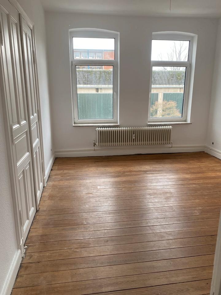 Thumbnail-Helle 3-Zi.-Altbauwohnung|69m2| Uni-Nähe|von priv |1.OG| keine WG