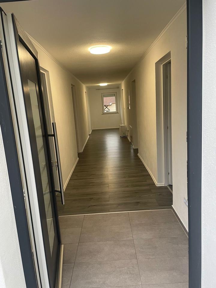 Thumbnail-Große Wohnung (115 qm) mit Garten zu vermieten