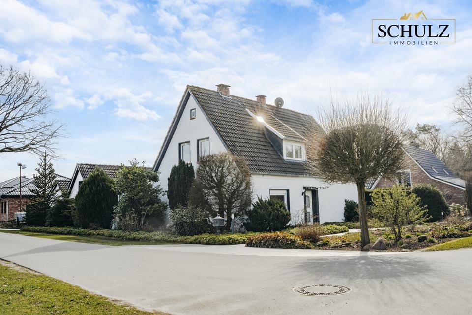 Thumbnail-**Wohnen im Grünen - Einfamilienhaus mit ca. 1.000 m² Grundstück zu vermieten!**