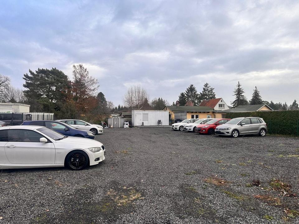 Thumbnail-Großer Autoplatz in Oranienburg zu vermieten