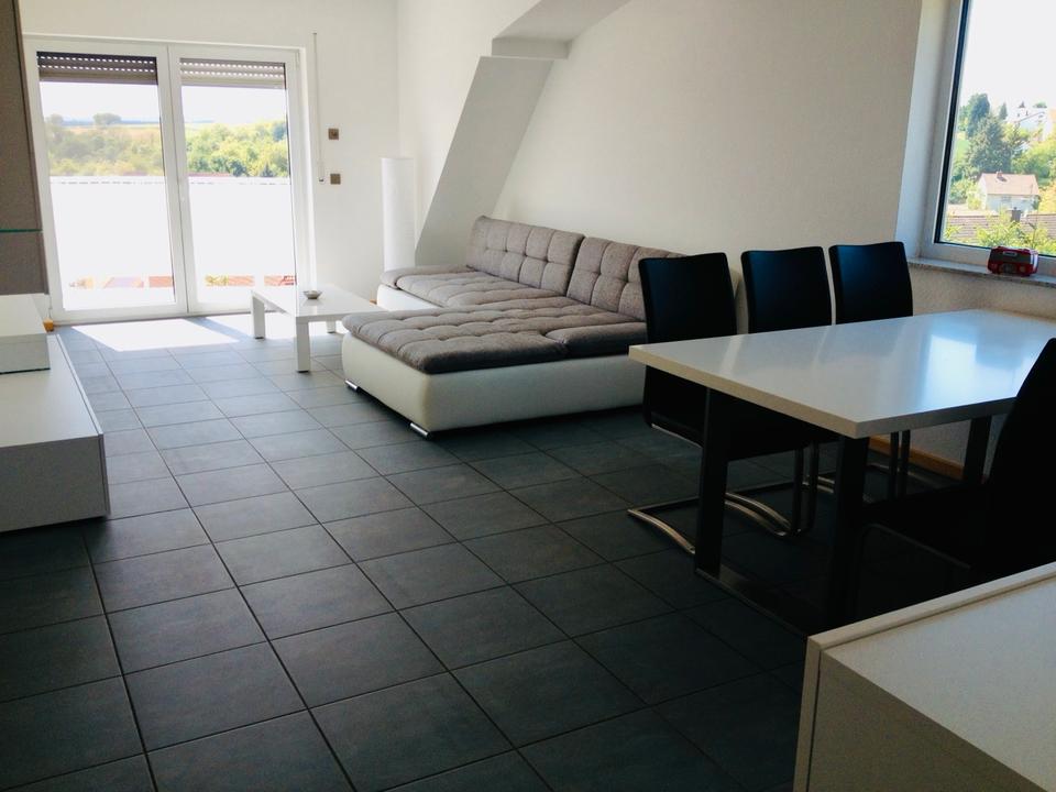 Thumbnail-Helle 2,5 Zimmer Dachgeschosswohnung mit hochwertiger Austattung