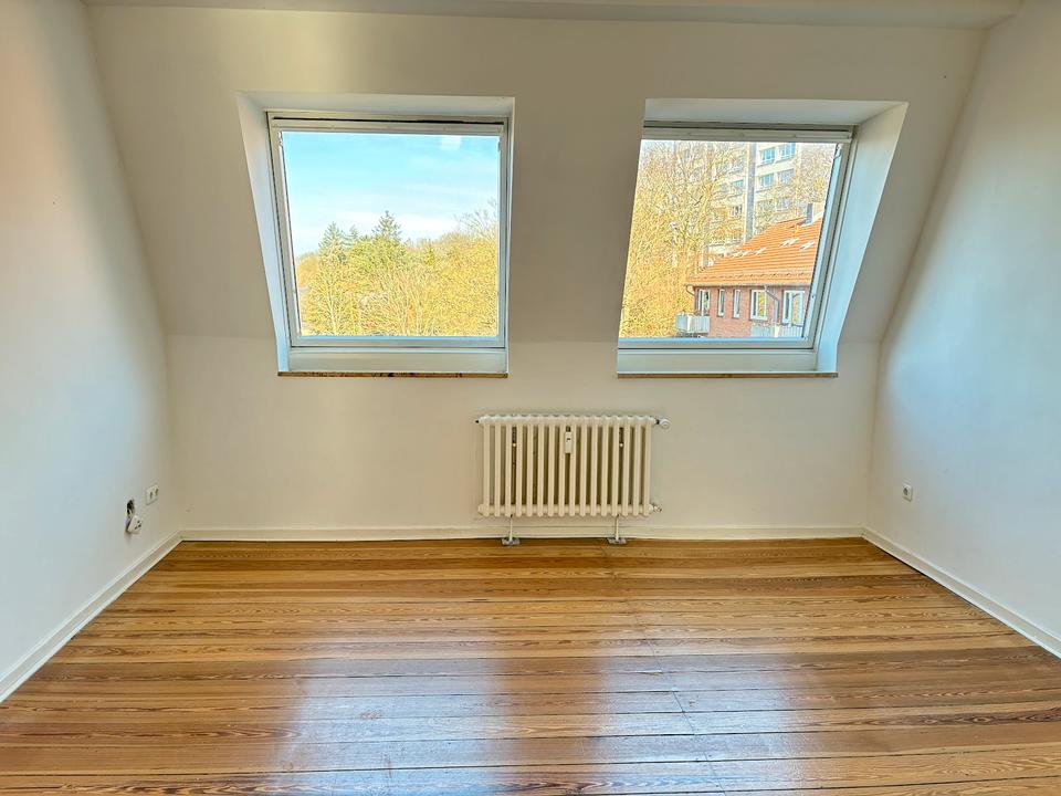 Thumbnail-Dachgeschosswohnung mit Charme