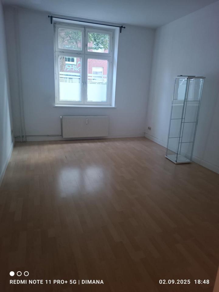 Thumbnail-Ein Zimmer in Nagelstudio zu vermieten - NUR GEWERBLICH!!!