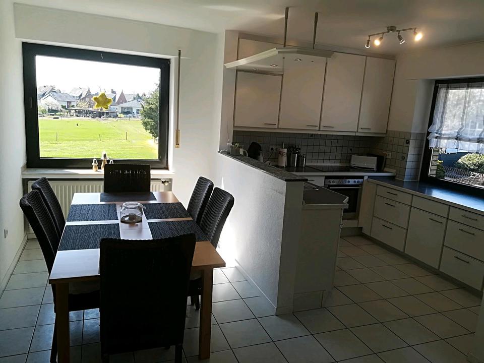 Thumbnail-ab 30.03 frei! 100qm für 2-3 P. 1.OG nur 500m zum LAFP