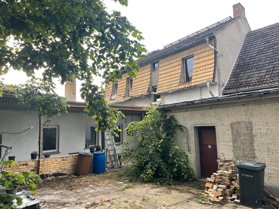 Thumbnail-Mietshaus auf 2 Etagen.
