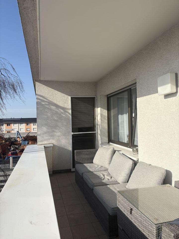 Thumbnail-*** Schöne, besonders gut geschnittene -3,5 Zi- Whg - mit Balkon in Wesseling***