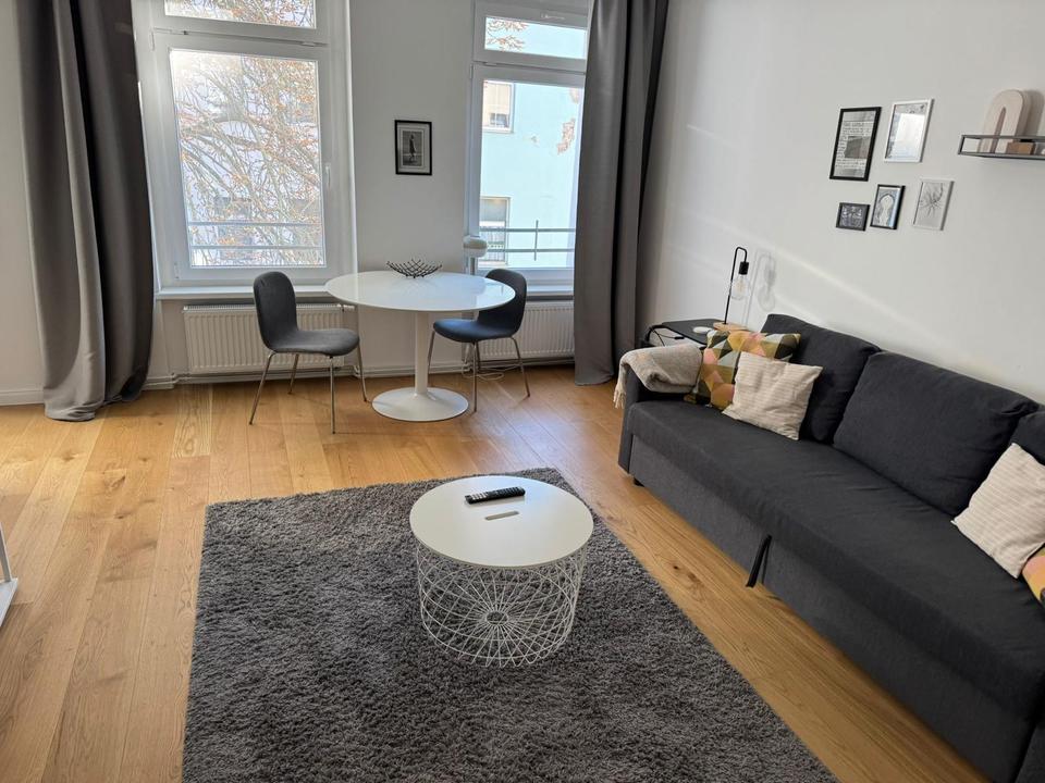 Thumbnail-Voll möbliertes 1-Zimmer-Apartment mit Einbauküche in zentraler L