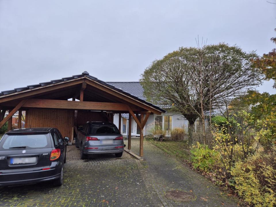 Thumbnail-Einfamilienhaus mit Doppelcarport - ohne Provision!