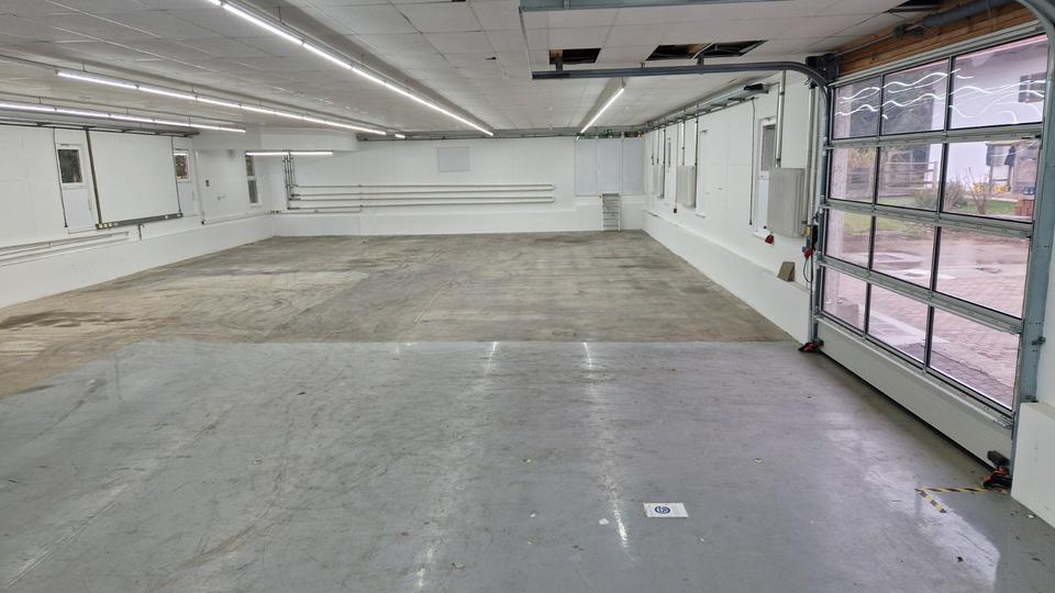 Thumbnail-Tolle, freitragende Gewerbehalle zu vermieten (ca. 470 m²