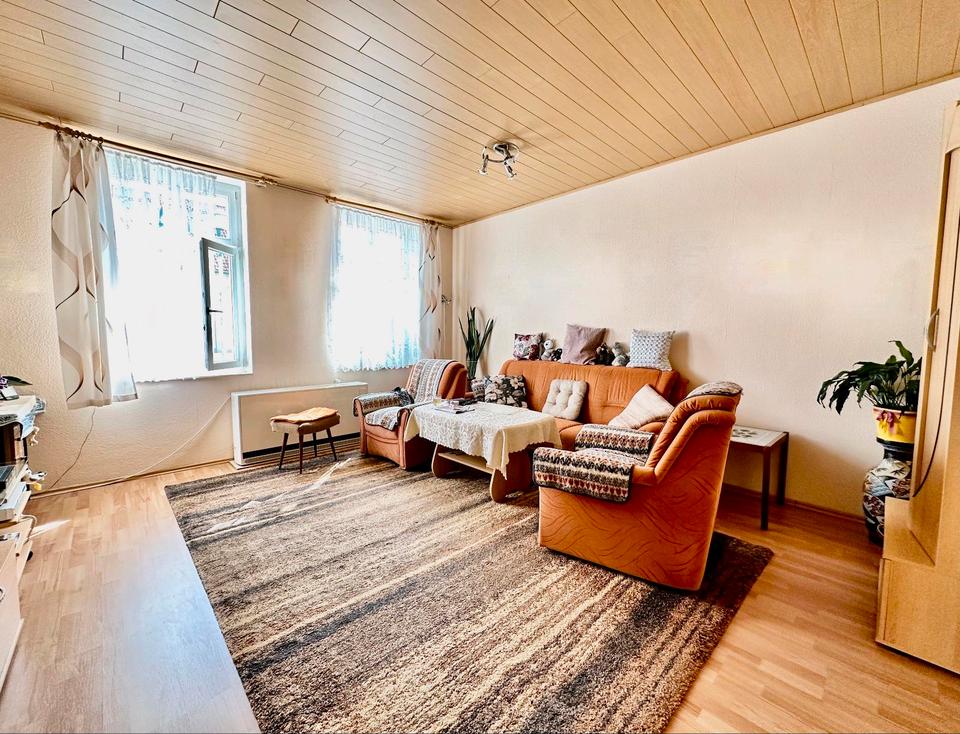 Thumbnail-2-Zi.-EG-Wohnung mit separatem Eingang & Garten