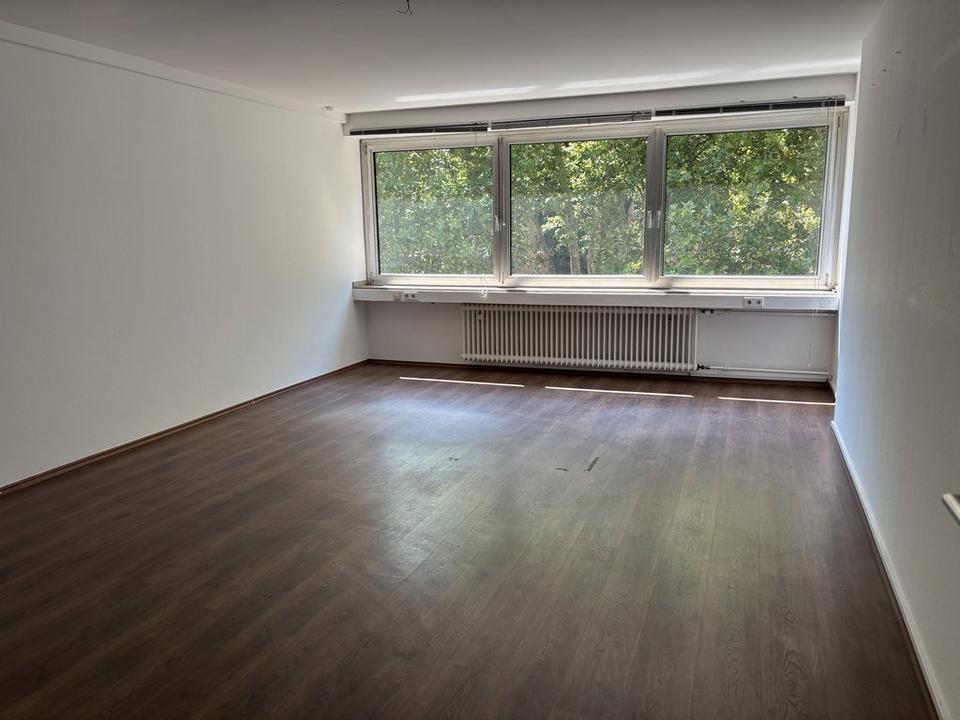 Thumbnail-Repräsentative Praxisräume auf zwei Ebenen in exklusiver Lage von Düsseltal