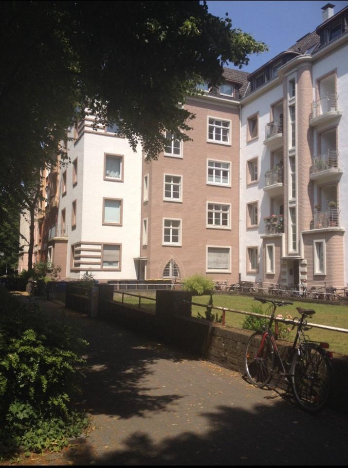 Thumbnail-Kreuzviertel, Schöne Altbauwohnung mit Denkmalschutz, hohen Decke