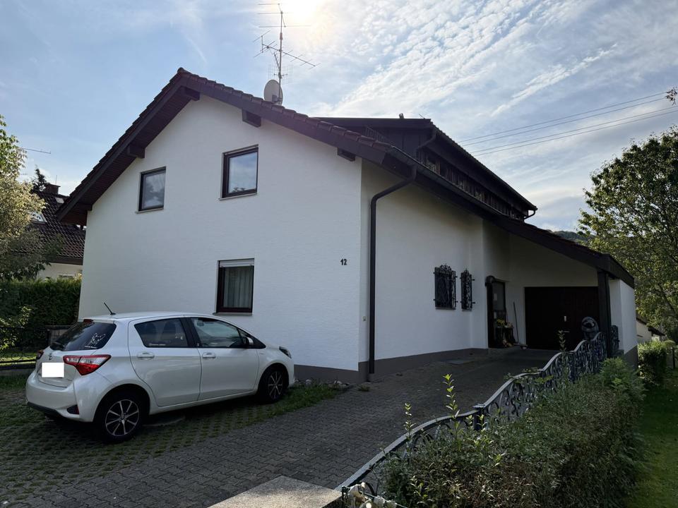 Thumbnail-Gepflegtes Zweifamilienhaus mit Garten zu verkaufen