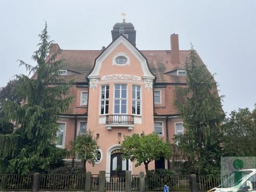 Thumbnail-Großzügige 2-Raum-DG-Wohnung3. OG zzgl. Einbauküche in der Bautzener Westvorstadt zu vermieten!