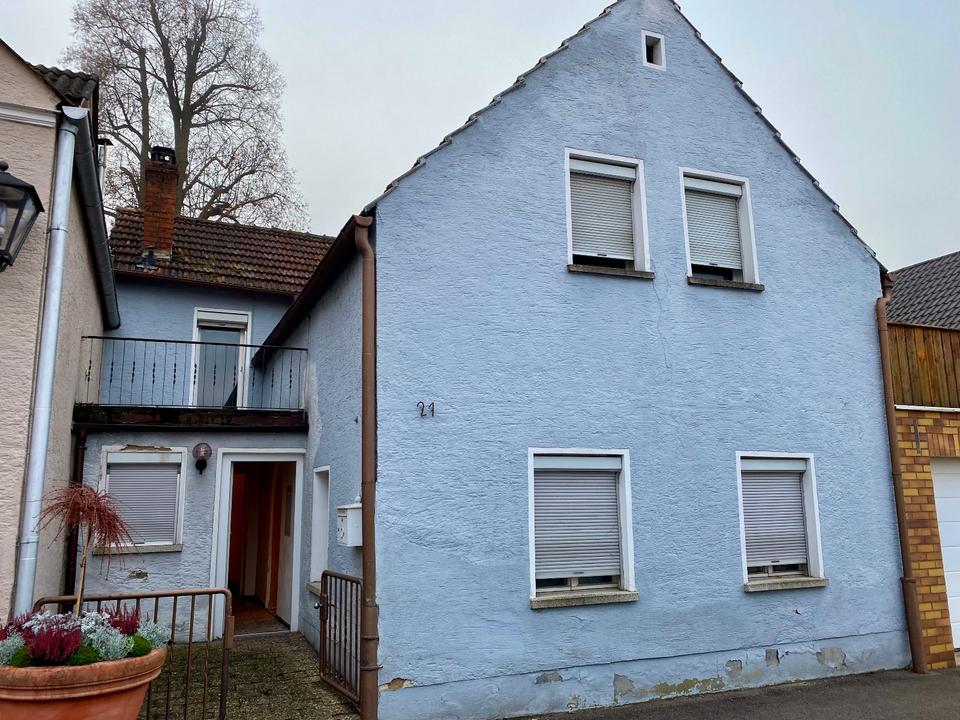 Thumbnail-Sanierungsbedürftiges Einfamilienhaus im Herzen Burglengenfelds
