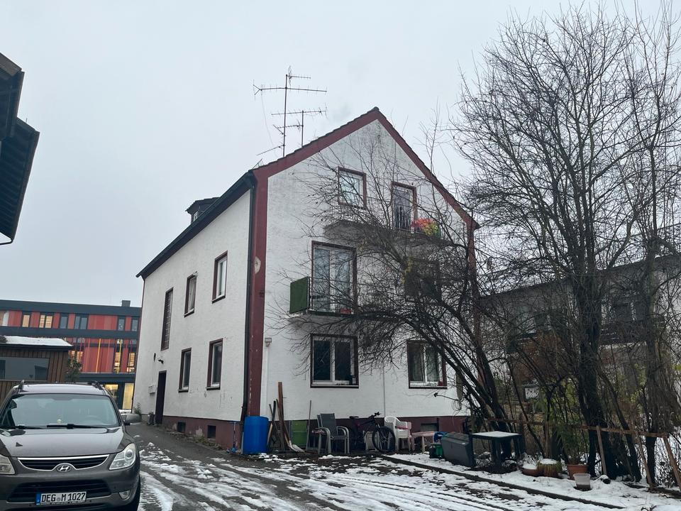 Thumbnail-Mehrfamilienhaus mit 3 Wohneinheiten & Gewerbe - zentrale Lage