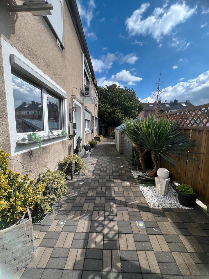 Thumbnail-Liebevoll gepflegtes Reihenhaus mit Wellness-Oase in C-R