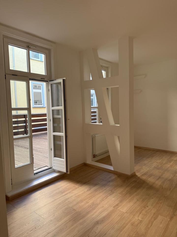 Thumbnail-Sanierte 5-Raumwohnung im Zentrum